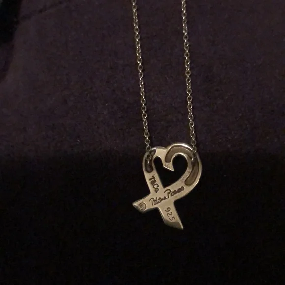 Tiffany & Co. Paloma Picasso loving heart pendant - Picture 2 of 2